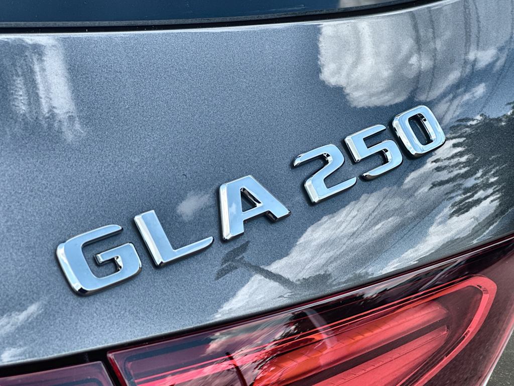 Thumbnail: 2026 Mercedes-Benz GLA - 7