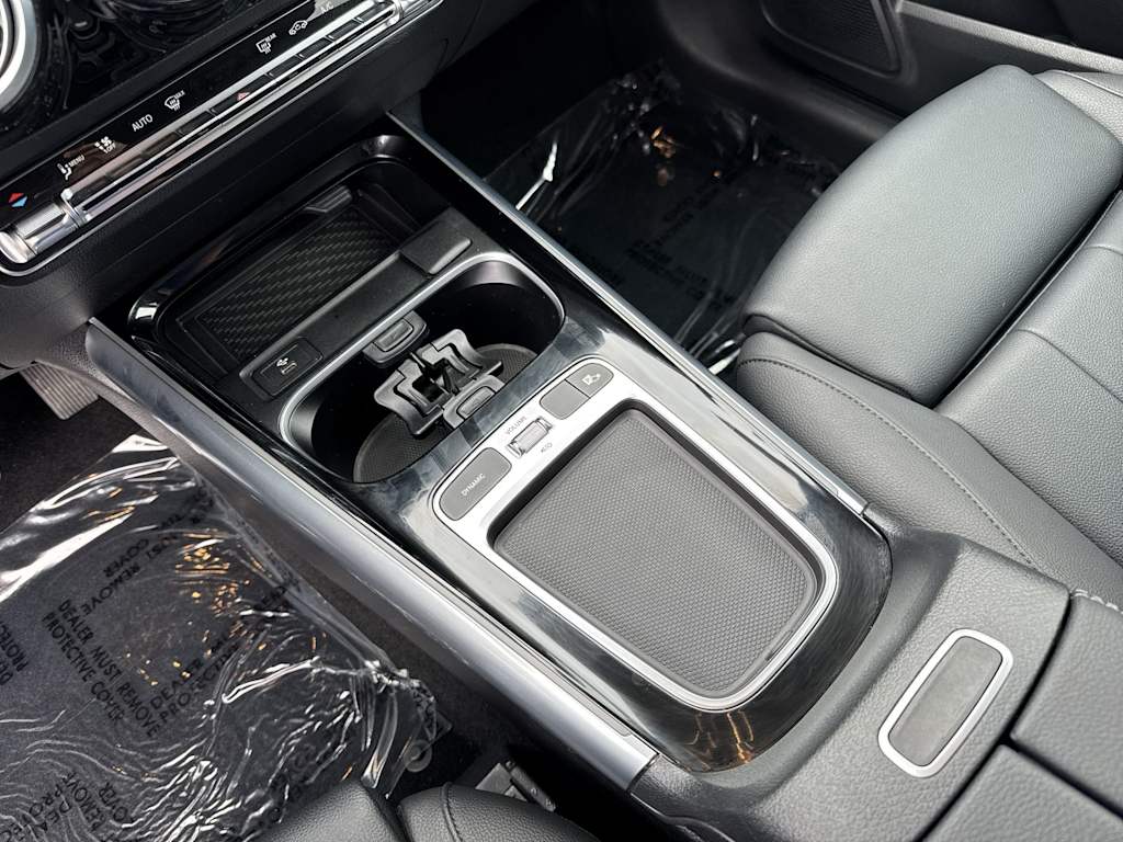 Thumbnail: 2025 Mercedes-Benz GLA - 15