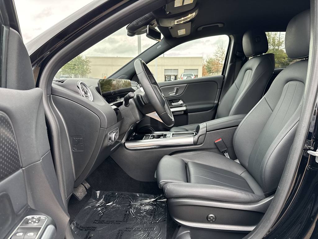 Thumbnail: 2025 Mercedes-Benz GLA - 11