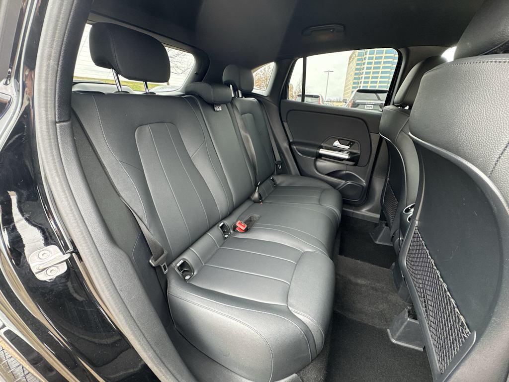 Thumbnail: 2025 Mercedes-Benz GLA - 25