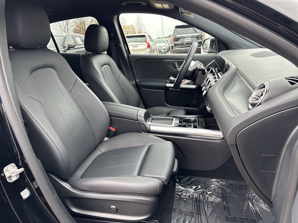 Thumbnail: 2025 Mercedes-Benz GLA - 26