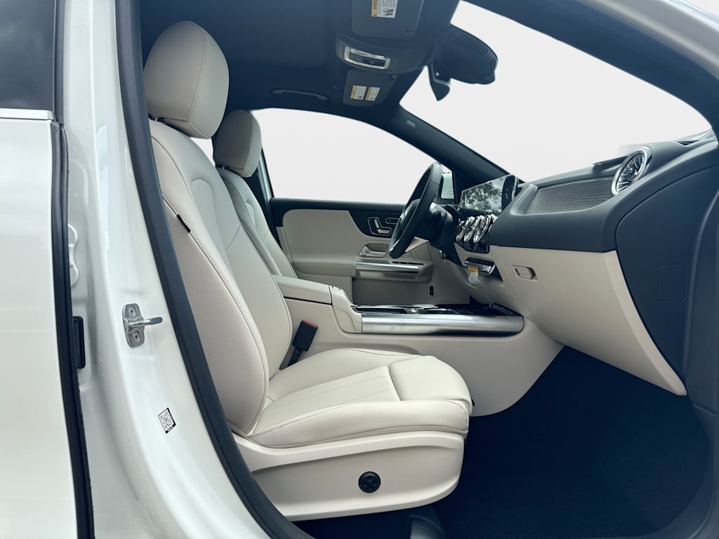 Thumbnail: 2026 Mercedes-Benz GLA - 24