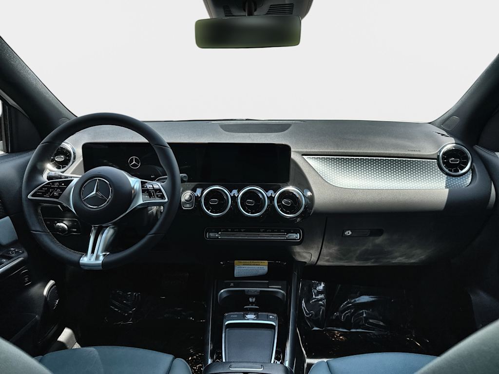 Thumbnail: 2026 Mercedes-Benz GLA - 2