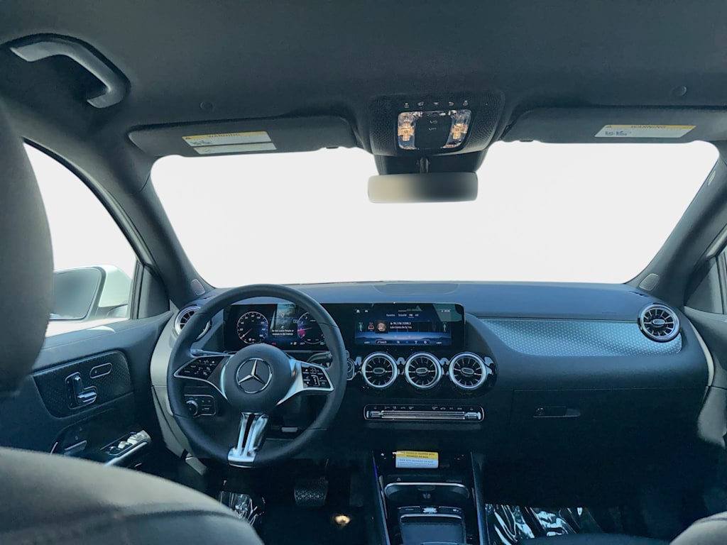 Thumbnail: 2026 Mercedes-Benz GLA - 2