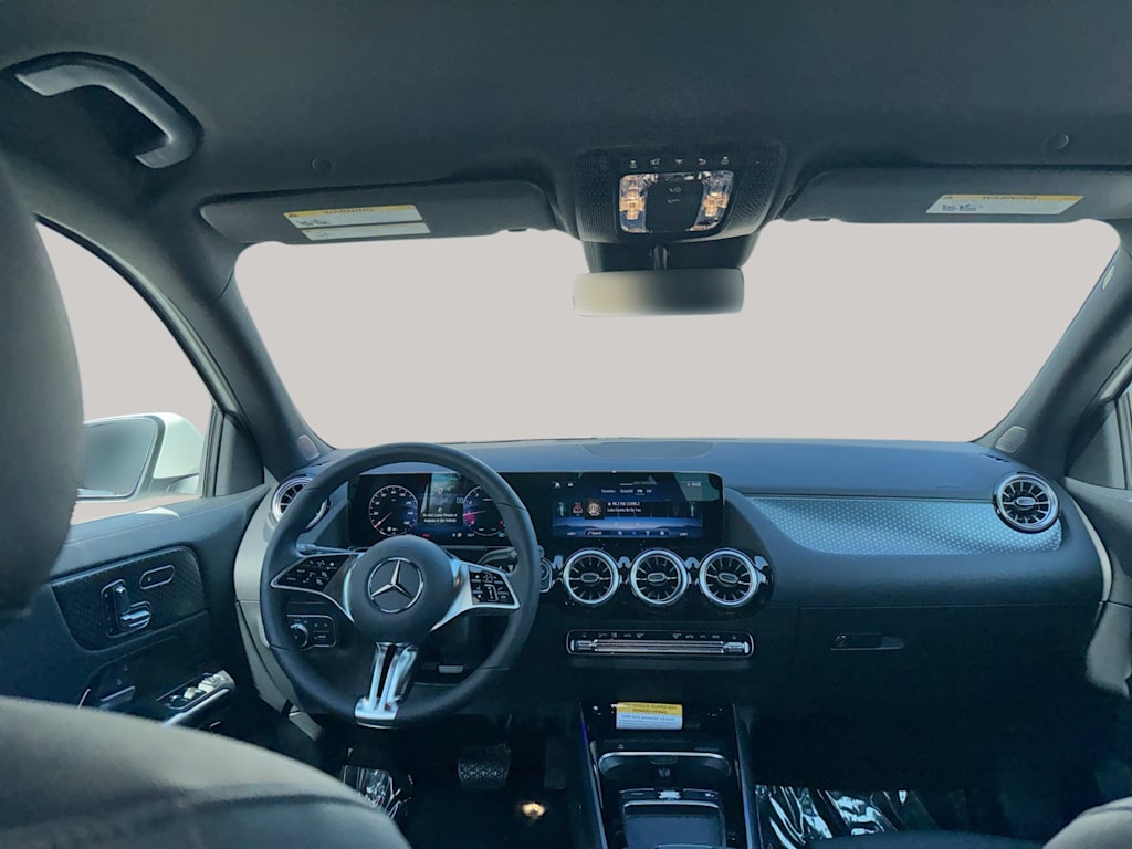 Thumbnail: 2026 Mercedes-Benz GLA - 2