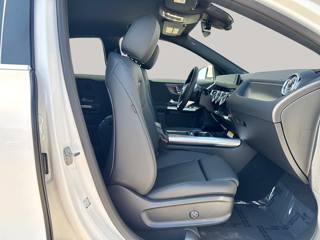 Thumbnail: 2026 Mercedes-Benz GLA - 24