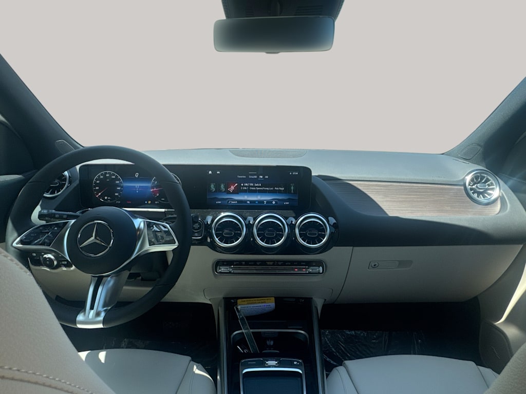Thumbnail: 2026 Mercedes-Benz GLA - 2