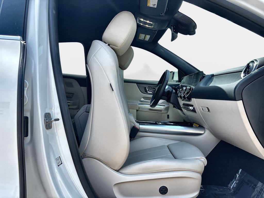 Thumbnail: 2026 Mercedes-Benz GLA - 23