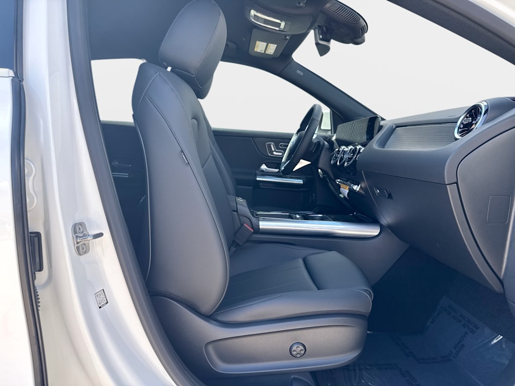 Thumbnail: 2026 Mercedes-Benz GLA - 24
