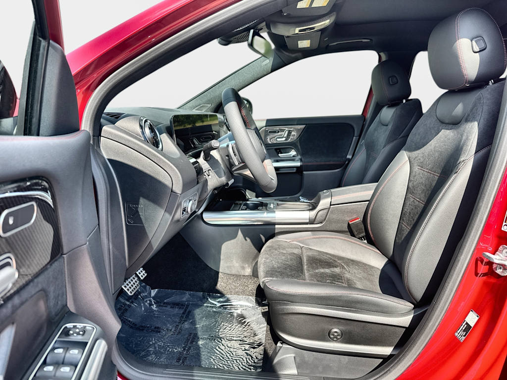 Thumbnail: 2026 Mercedes-Benz GLA - 10