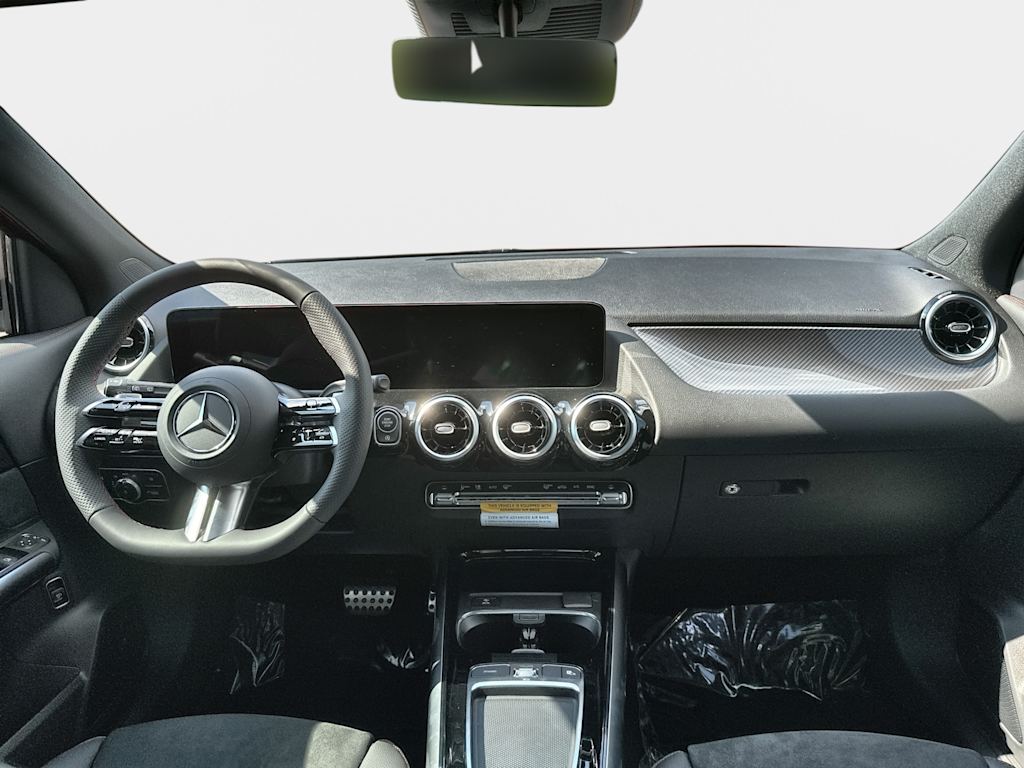 Thumbnail: 2026 Mercedes-Benz GLA - 2