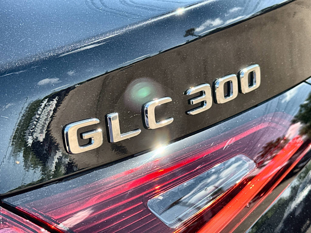 Thumbnail: 2026 Mercedes-Benz GLC - 6
