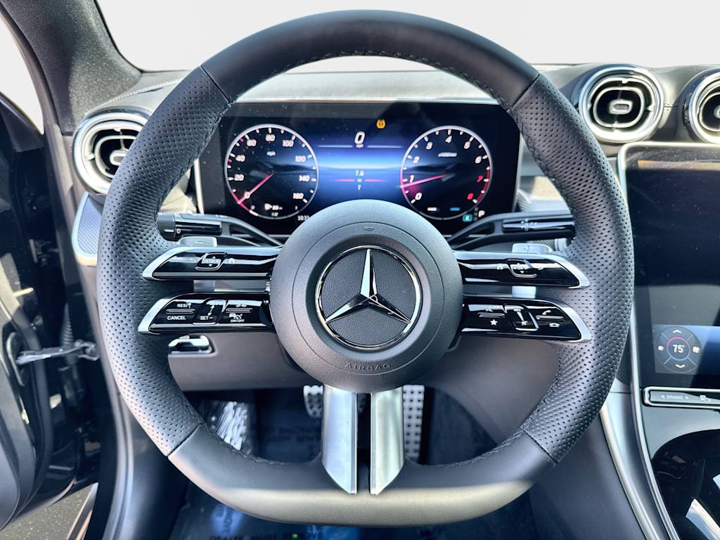 Thumbnail: 2026 Mercedes-Benz GLC - 9