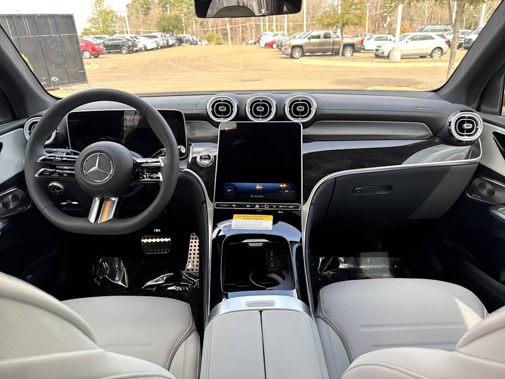 Thumbnail: 2026 Mercedes-Benz GLC - 2