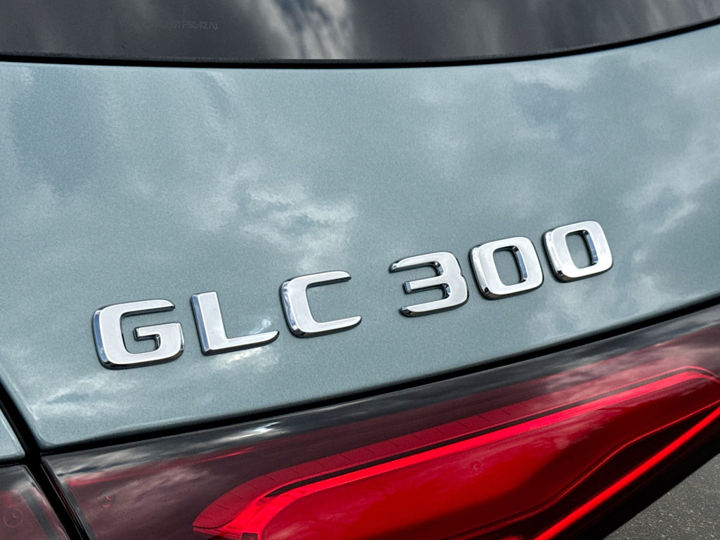 Thumbnail: 2026 Mercedes-Benz GLC - 23