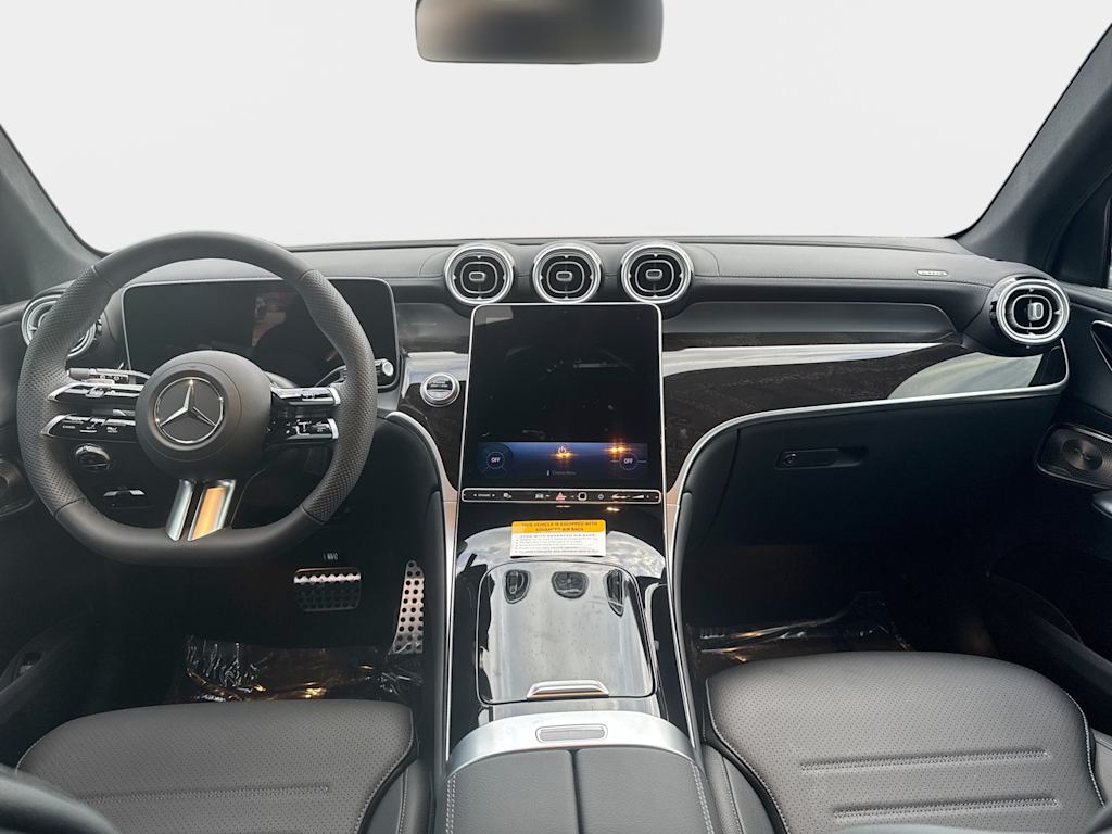 Thumbnail: 2026 Mercedes-Benz GLC - 2