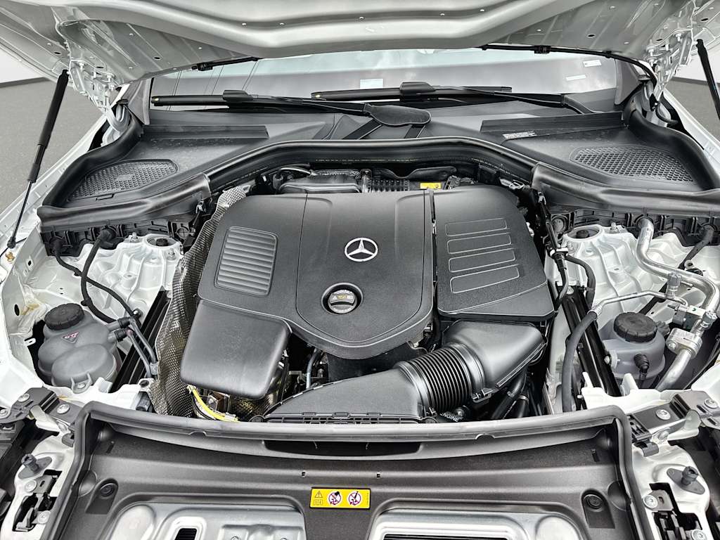 Thumbnail: 2026 Mercedes-Benz GLC - 9