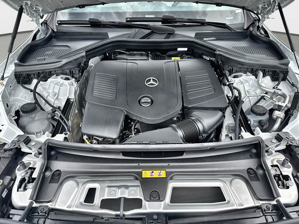 Thumbnail: 2026 Mercedes-Benz GLC - 9