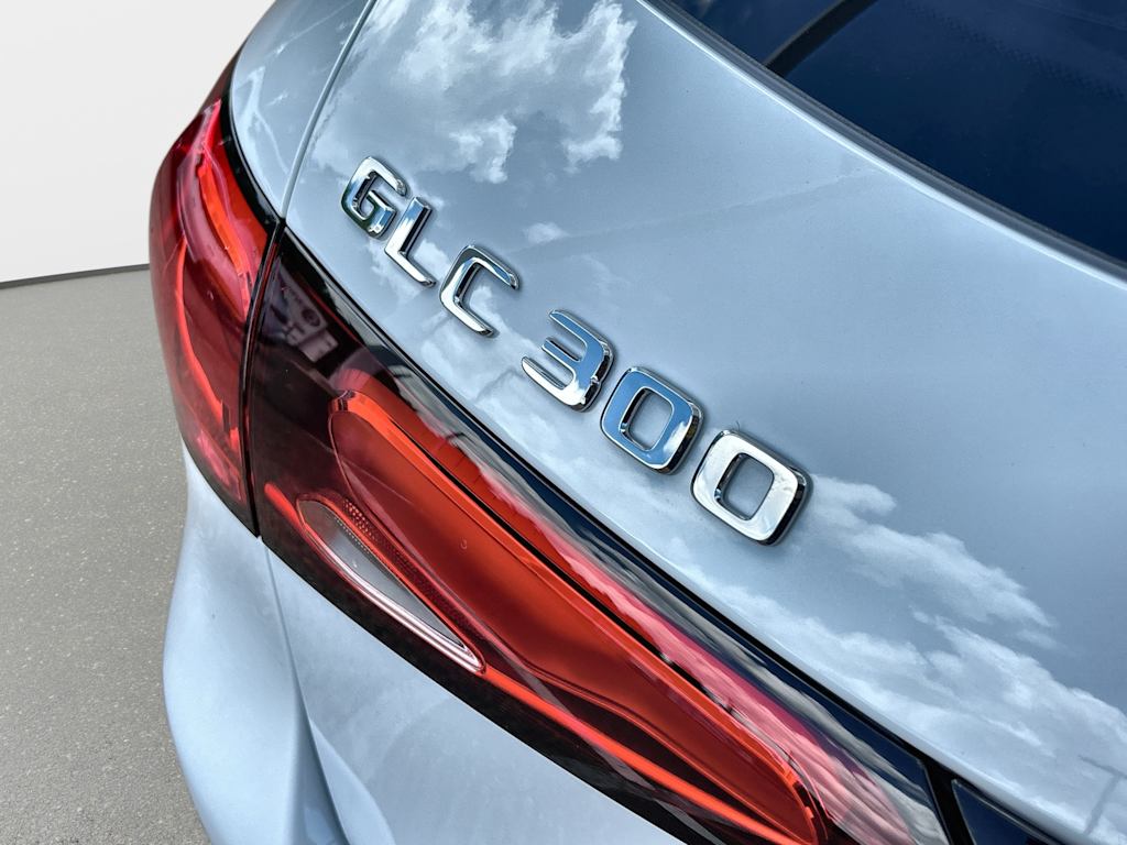Thumbnail: 2026 Mercedes-Benz GLC - 7