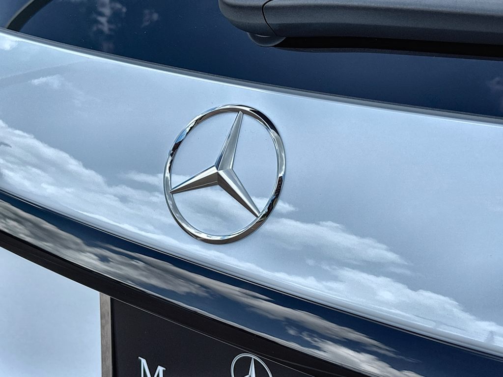 Thumbnail: 2026 Mercedes-Benz GLC - 23