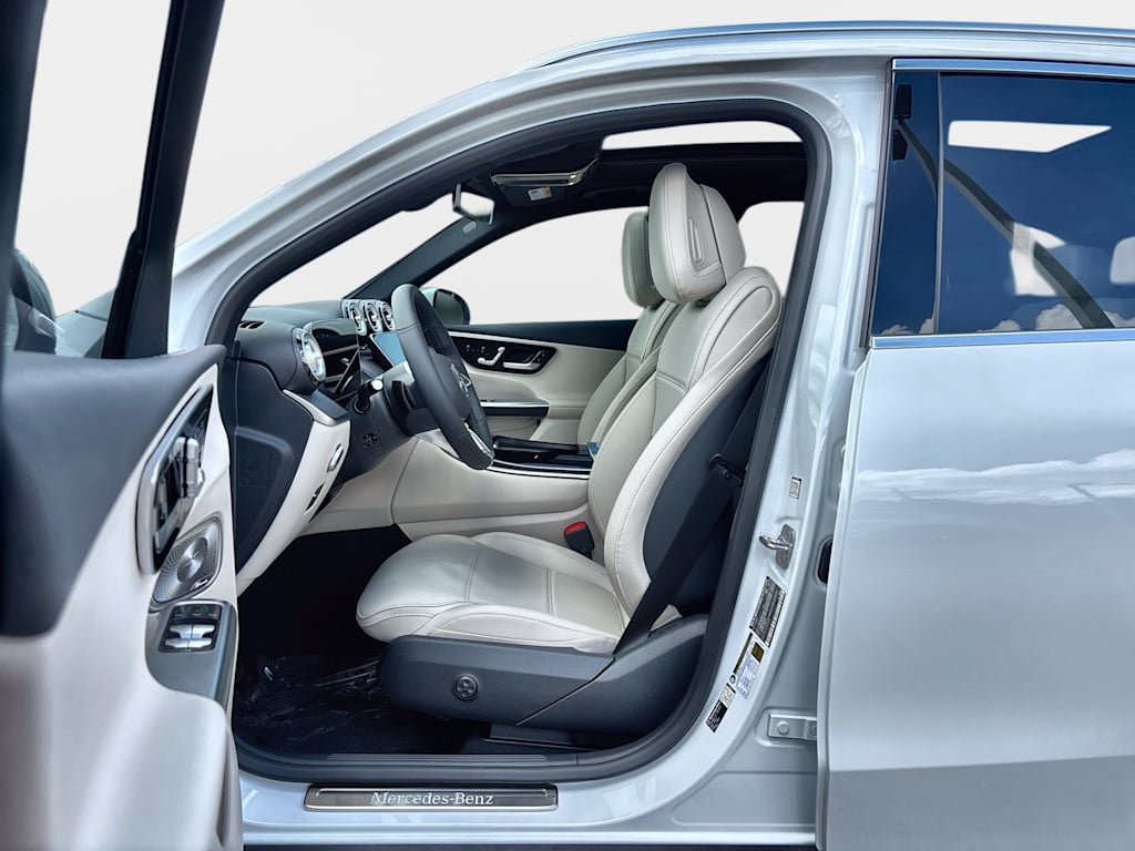 Thumbnail: 2026 Mercedes-Benz GLC - 11