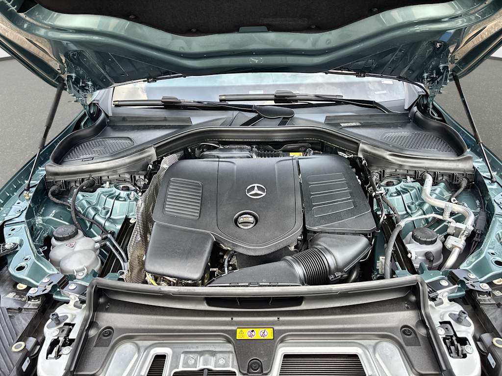 Thumbnail: 2026 Mercedes-Benz GLC - 9
