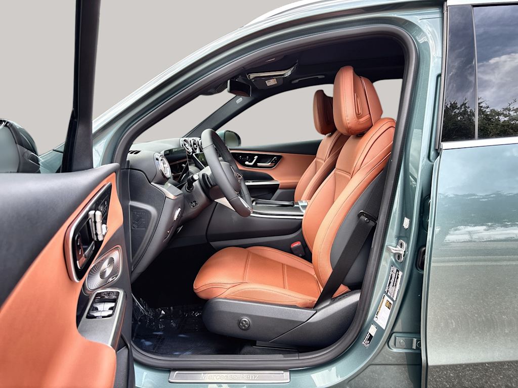 Thumbnail: 2026 Mercedes-Benz GLC - 11