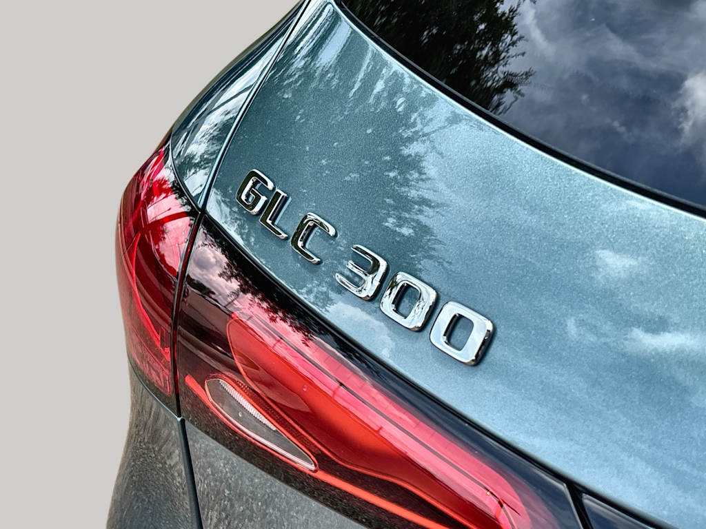 Thumbnail: 2026 Mercedes-Benz GLC - 7