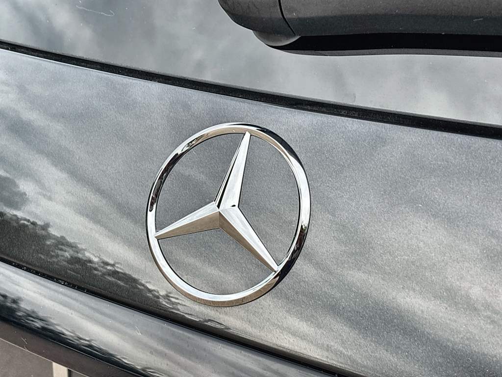 Thumbnail: 2026 Mercedes-Benz GLC - 23