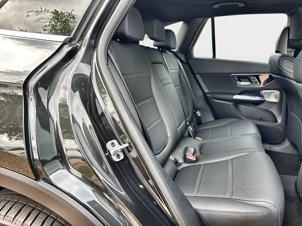 Thumbnail: 2026 Mercedes-Benz GLC - 25