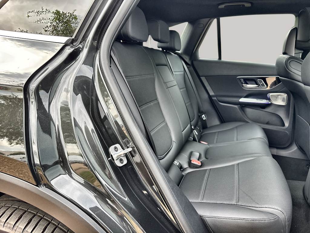 Thumbnail: 2026 Mercedes-Benz GLC - 25