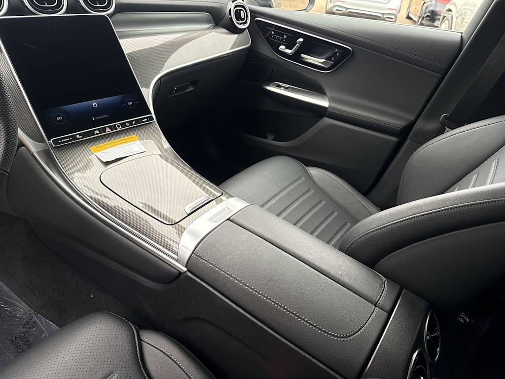 Thumbnail: 2026 Mercedes-Benz GLC - 28