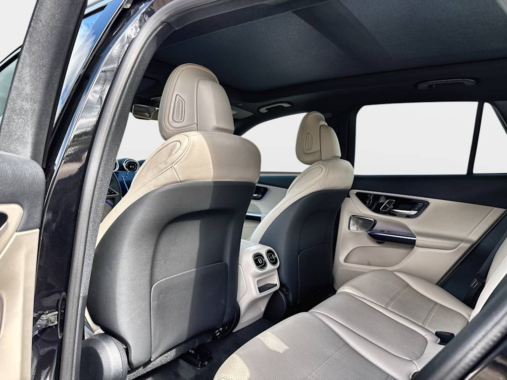 Thumbnail: 2026 Mercedes-Benz GLC - 25