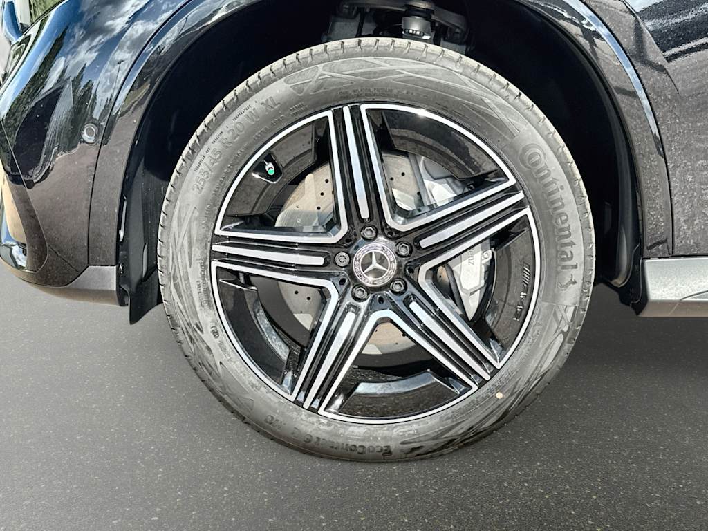 Thumbnail: 2026 Mercedes-Benz GLC - 7