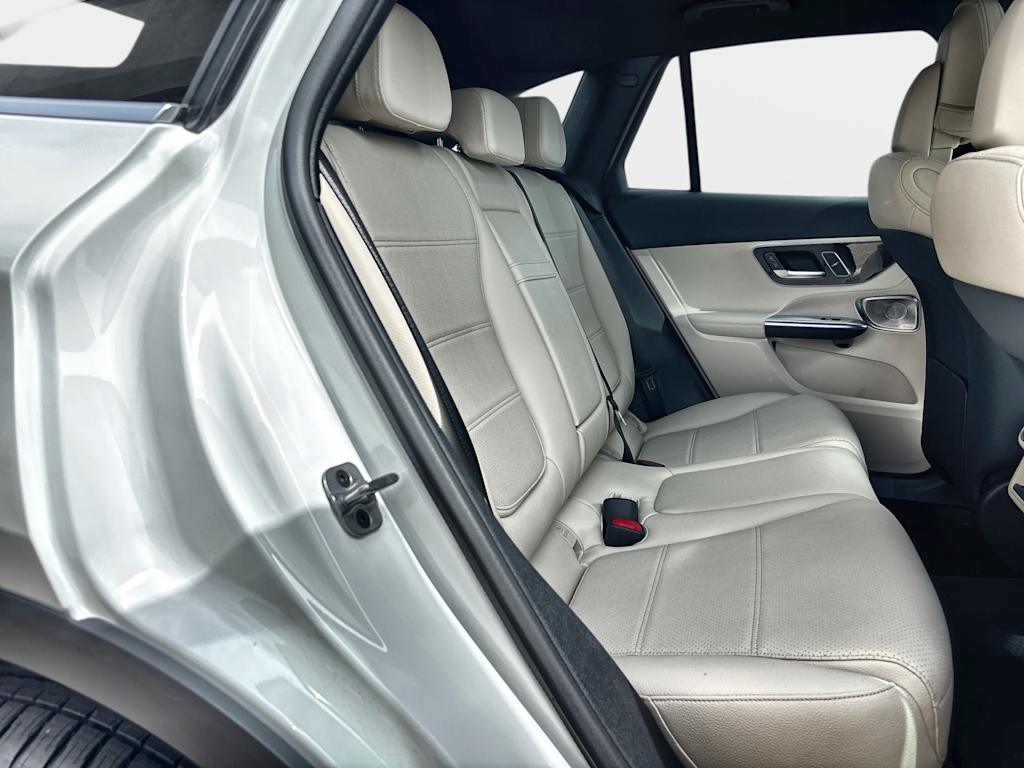 Thumbnail: 2026 Mercedes-Benz GLC - 25