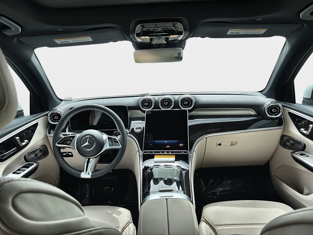 Thumbnail: 2026 Mercedes-Benz GLC - 2