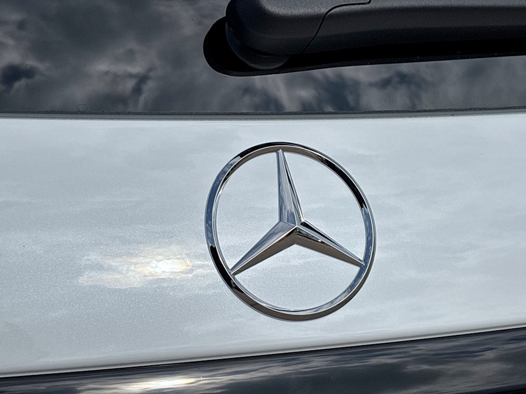 Thumbnail: 2026 Mercedes-Benz GLC - 7