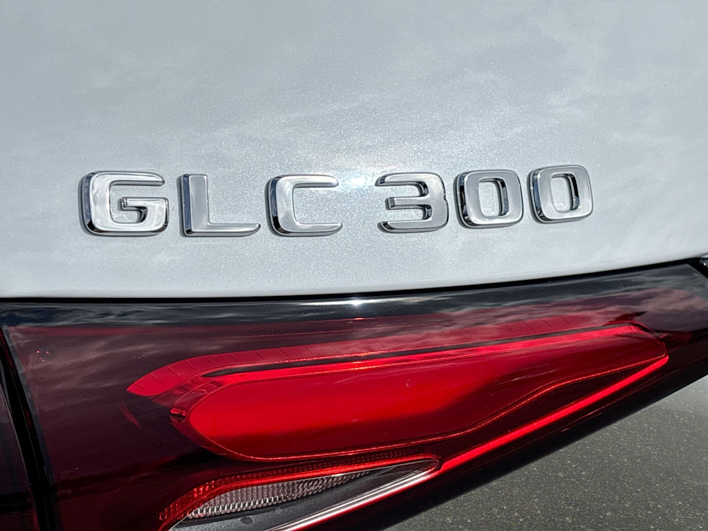 Thumbnail: 2026 Mercedes-Benz GLC - 23