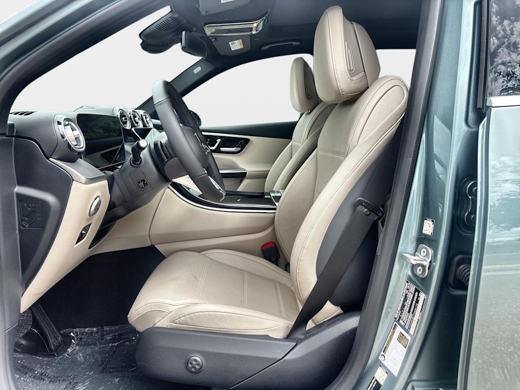 Thumbnail: 2026 Mercedes-Benz GLC - 12