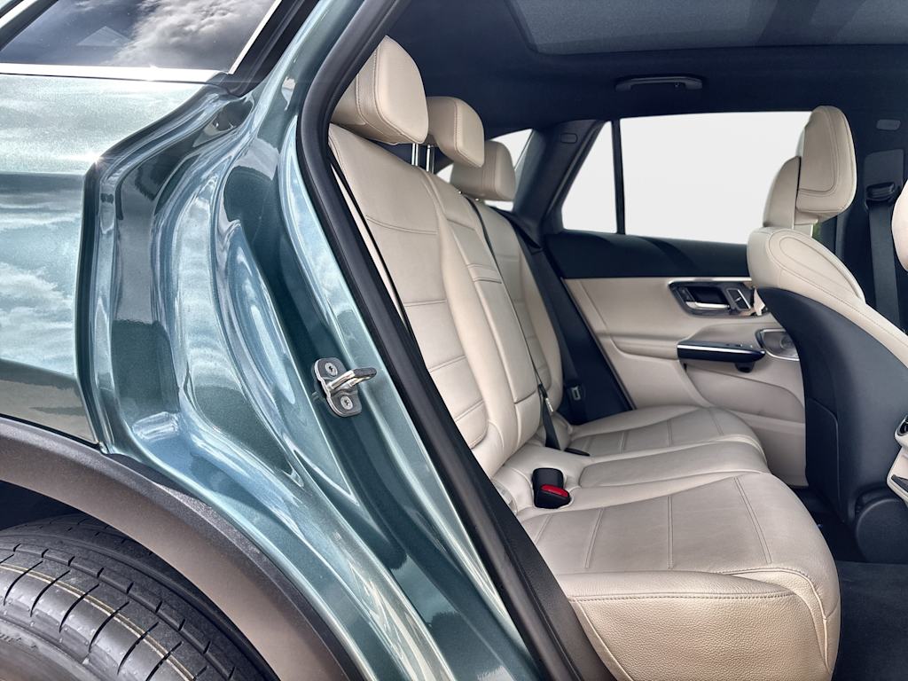 Thumbnail: 2026 Mercedes-Benz GLC - 24
