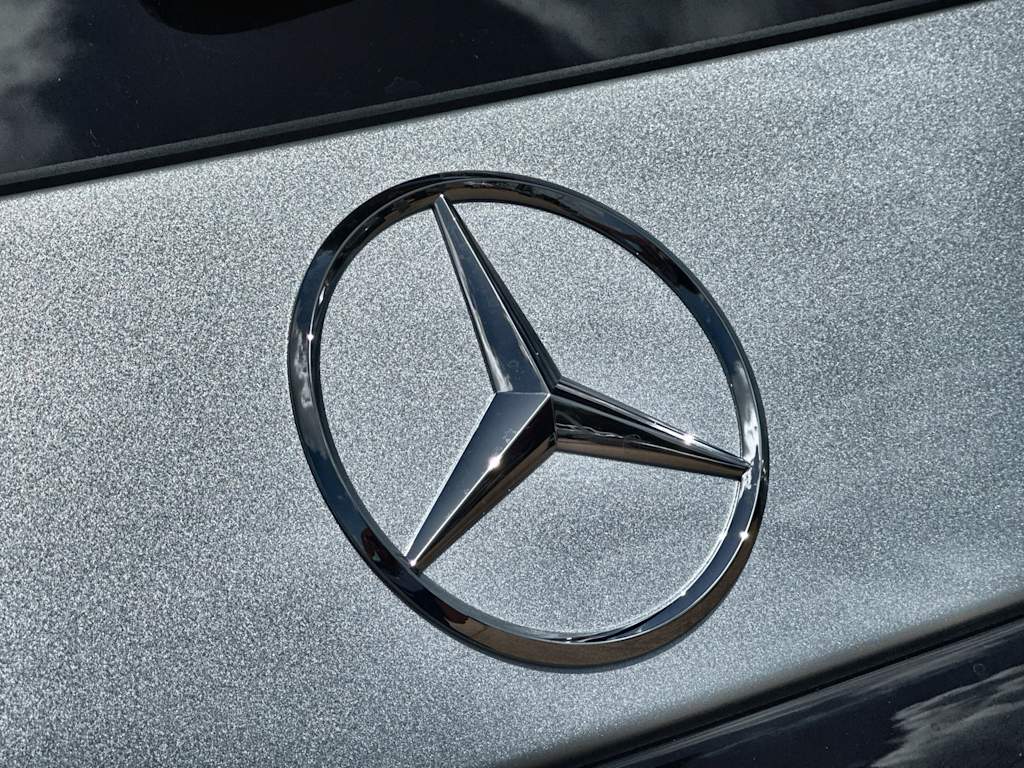 Thumbnail: 2026 Mercedes-Benz GLC - 18