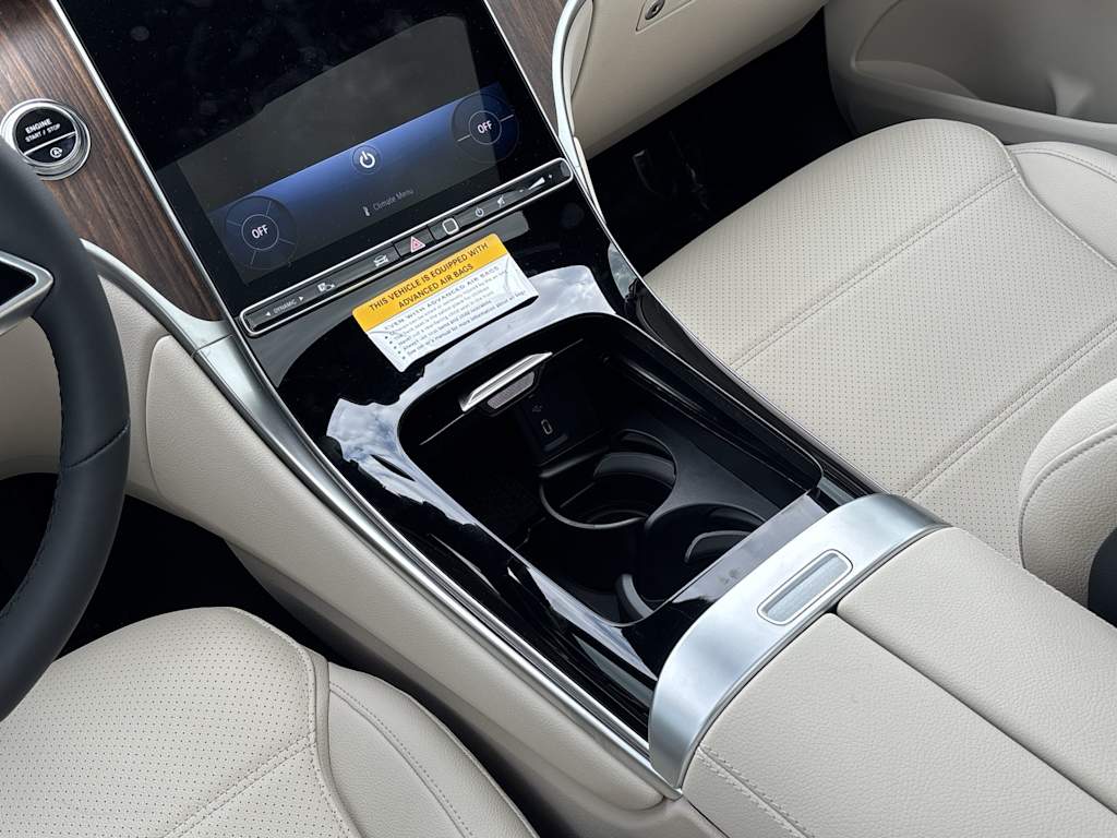 Thumbnail: 2026 Mercedes-Benz GLC - 15