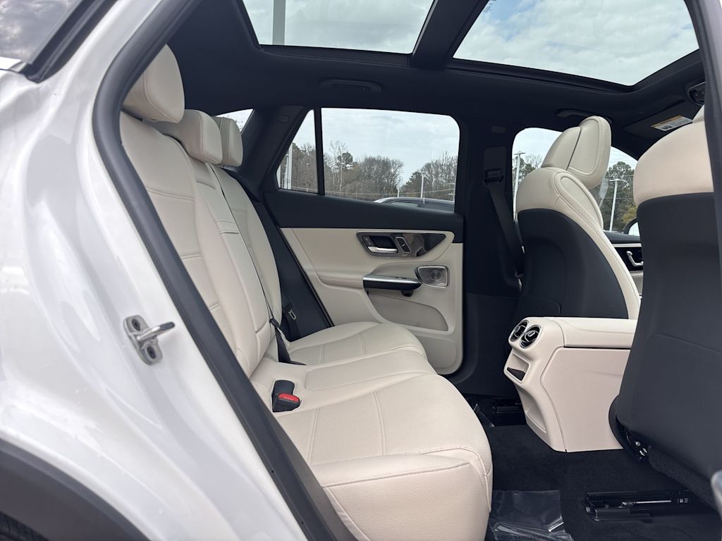 Thumbnail: 2026 Mercedes-Benz GLC - 26