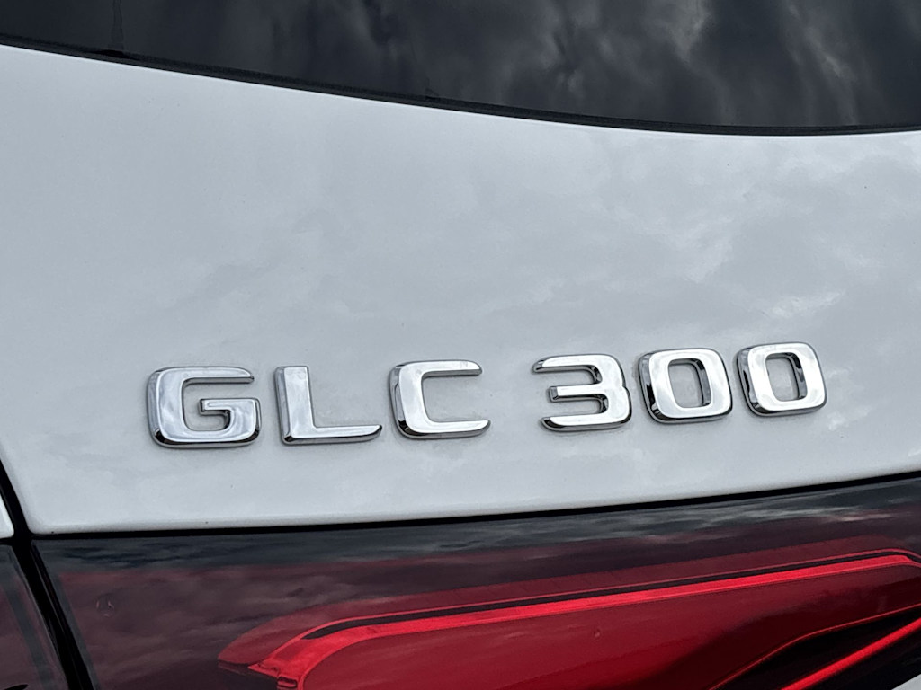 Thumbnail: 2026 Mercedes-Benz GLC - 23