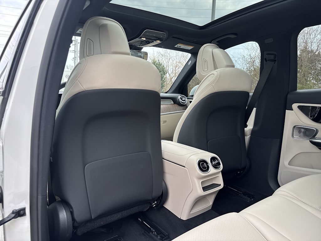 Thumbnail: 2026 Mercedes-Benz GLC - 13