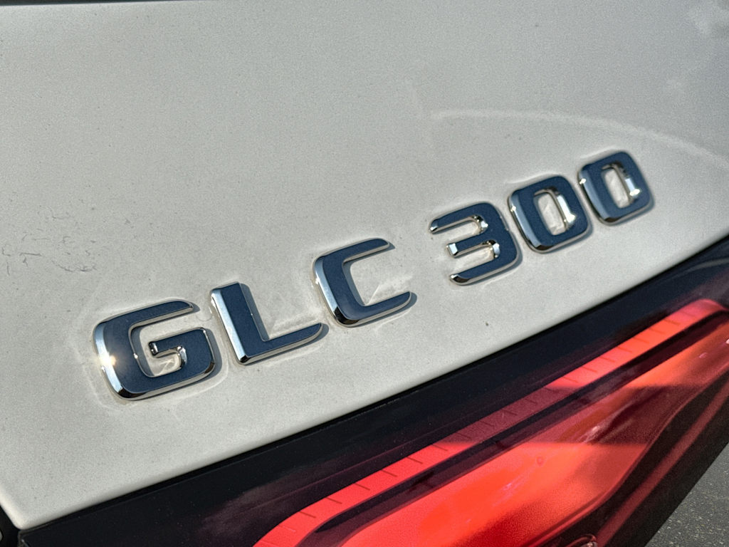 Thumbnail: 2026 Mercedes-Benz GLC - 7