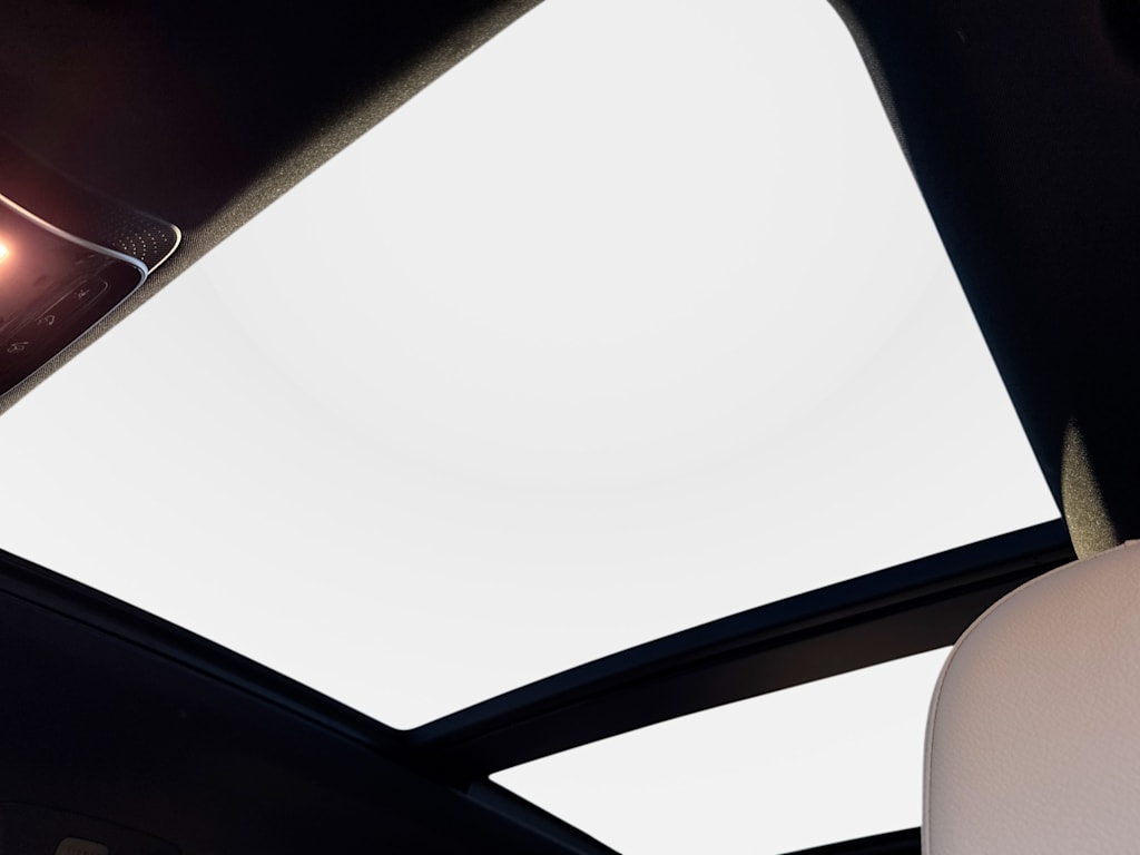 Thumbnail: 2026 Mercedes-Benz GLC - 24