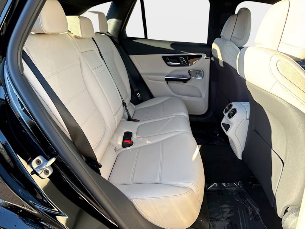 Thumbnail: 2026 Mercedes-Benz GLC - 26