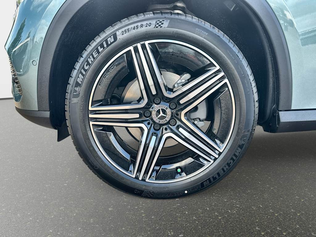 Thumbnail: 2026 Mercedes-Benz GLC - 8
