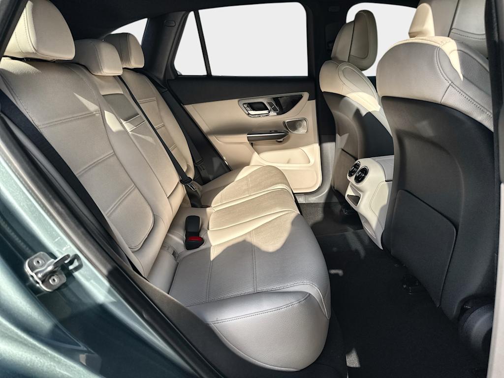 Thumbnail: 2026 Mercedes-Benz GLC - 26